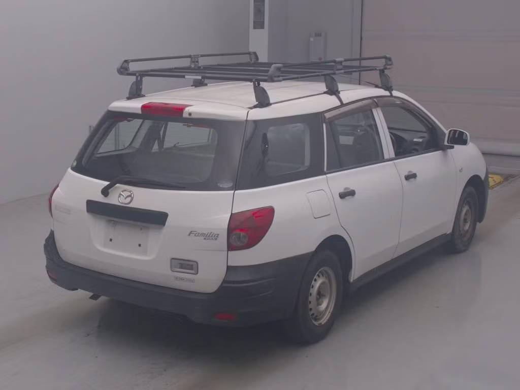 MAZDA FAMILIA
