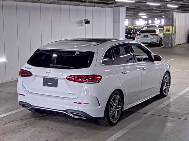 MERCEDES-BENZ B-CLASS