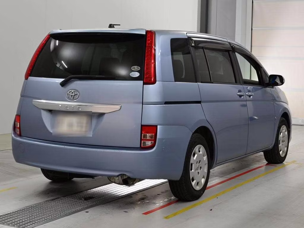 TOYOTA ISIS