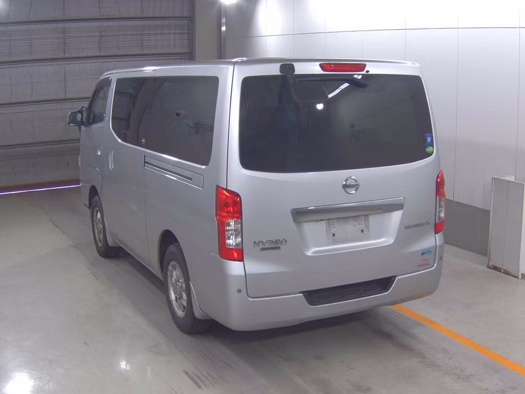 NISSAN NV350 CARAVAN
