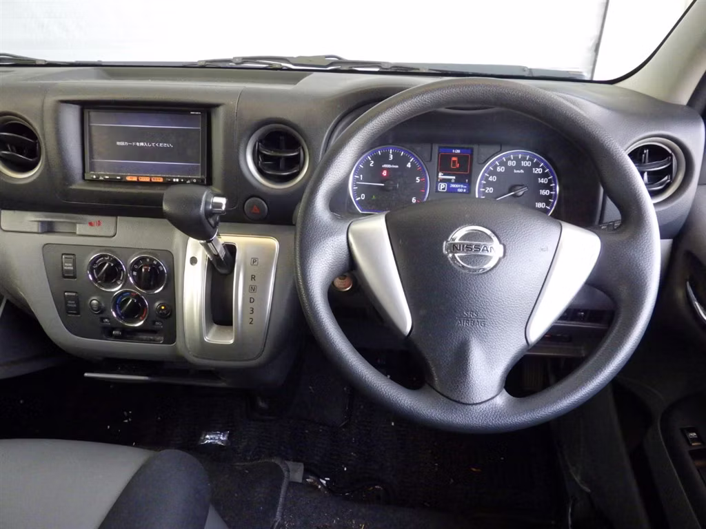 NISSAN NV350 CARAVAN