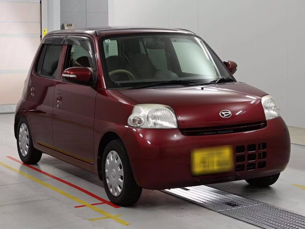 DAIHATSU ESSE