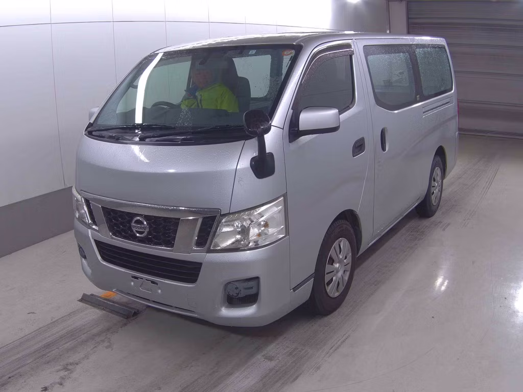 NISSAN NV350 CARAVAN