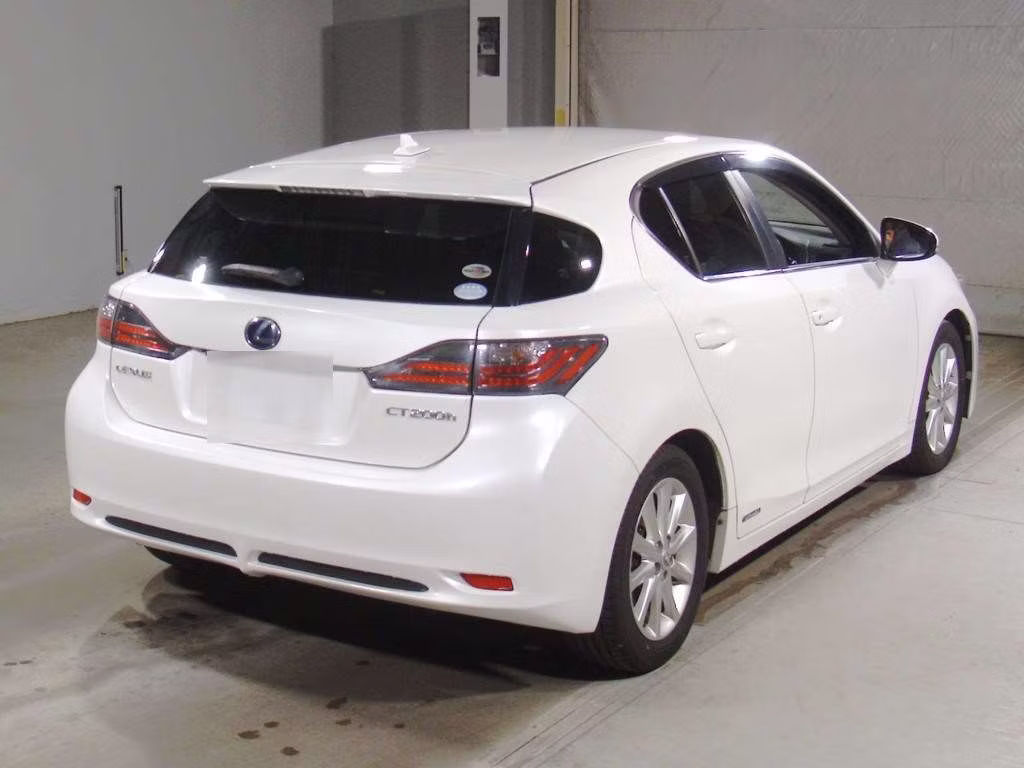 LEXUS CT200H