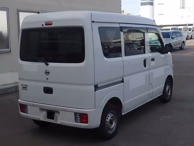 NISSAN NV100 CLIPPER