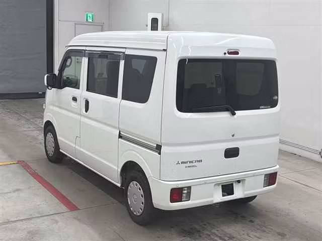 MITSUBISHI MINICAB