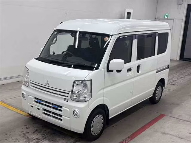 MITSUBISHI MINICAB