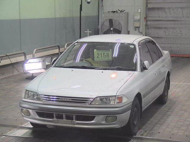TOYOTA CARINA