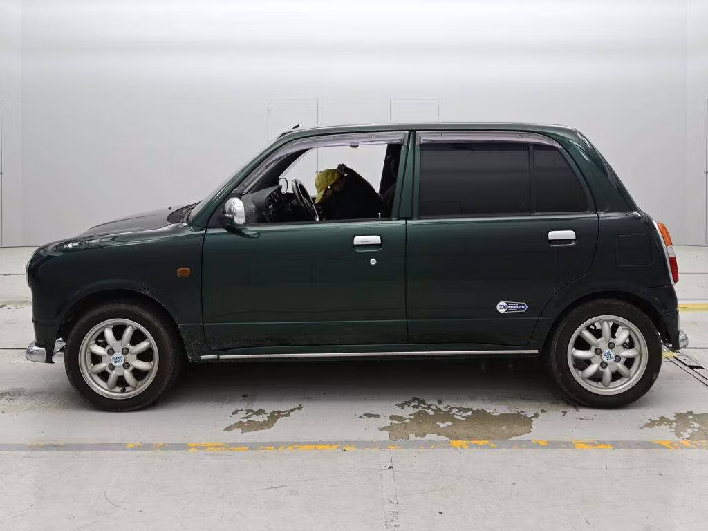 DAIHATSU MIRA GINO