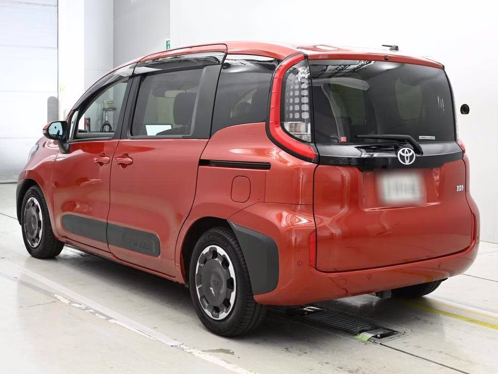 TOYOTA SIENTA