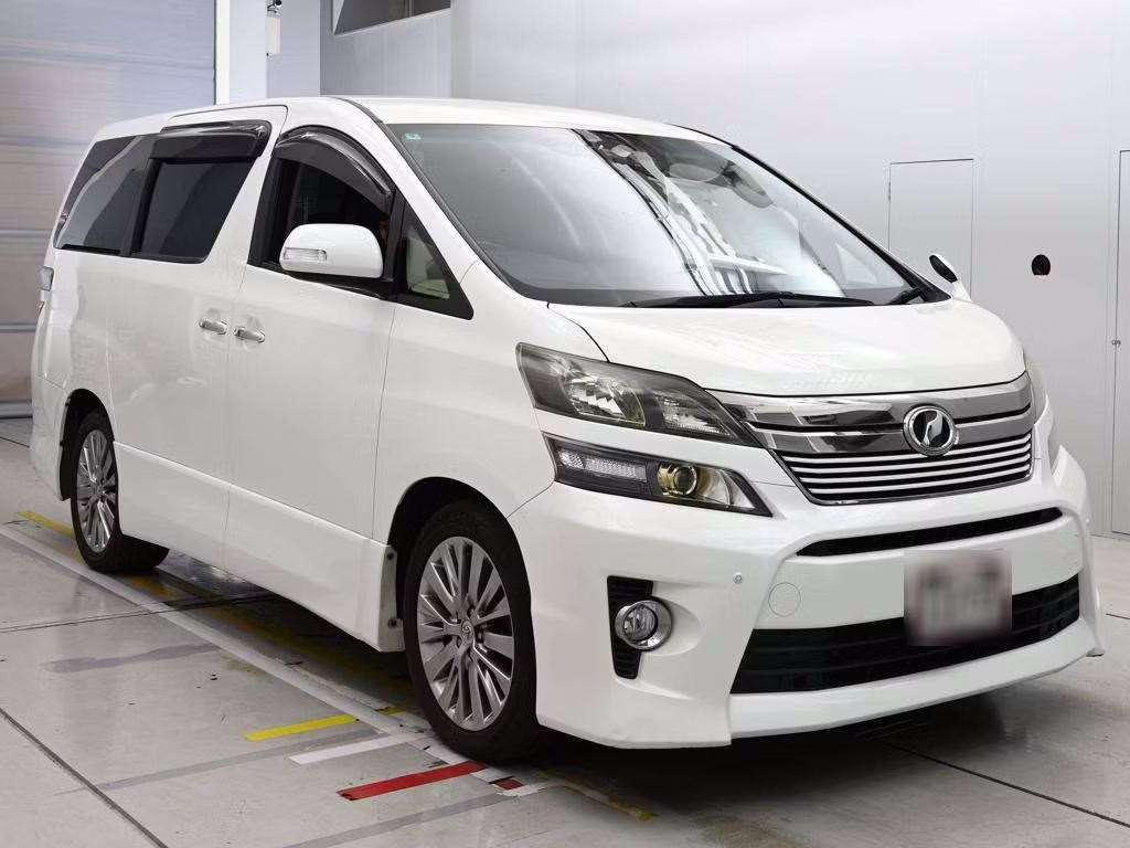 TOYOTA VELLFIRE
