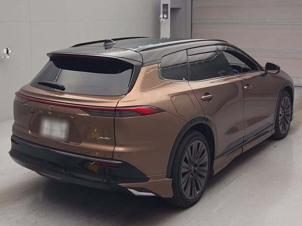TOYOTA CROWN