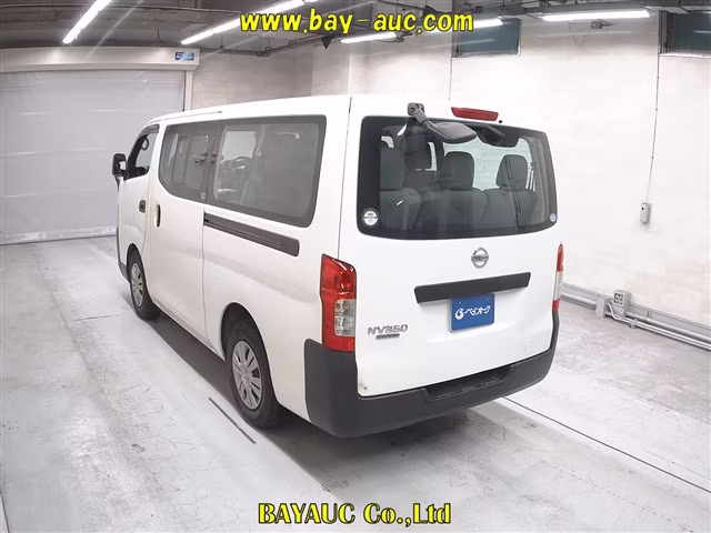 NISSAN NV350 CARAVAN