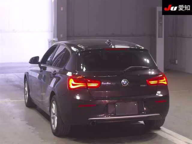 BMW 1-SERIES