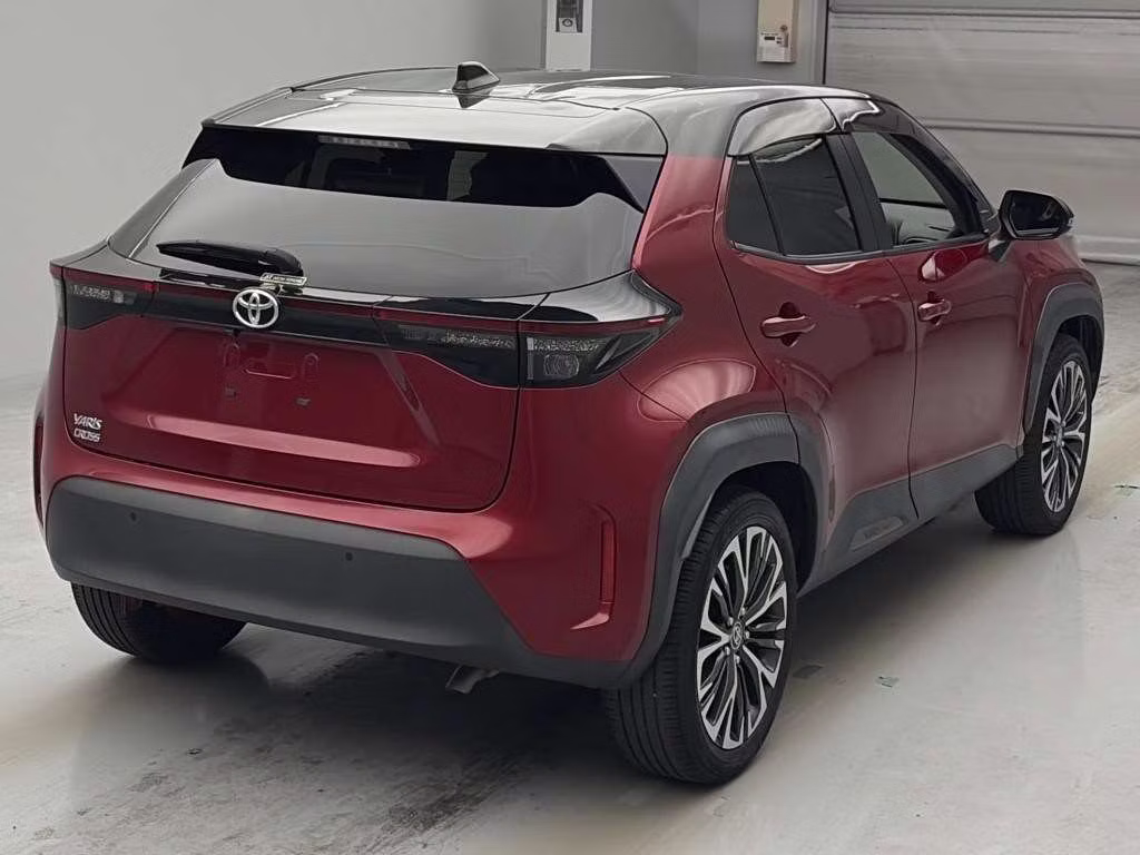 TOYOTA YARIS CROSS