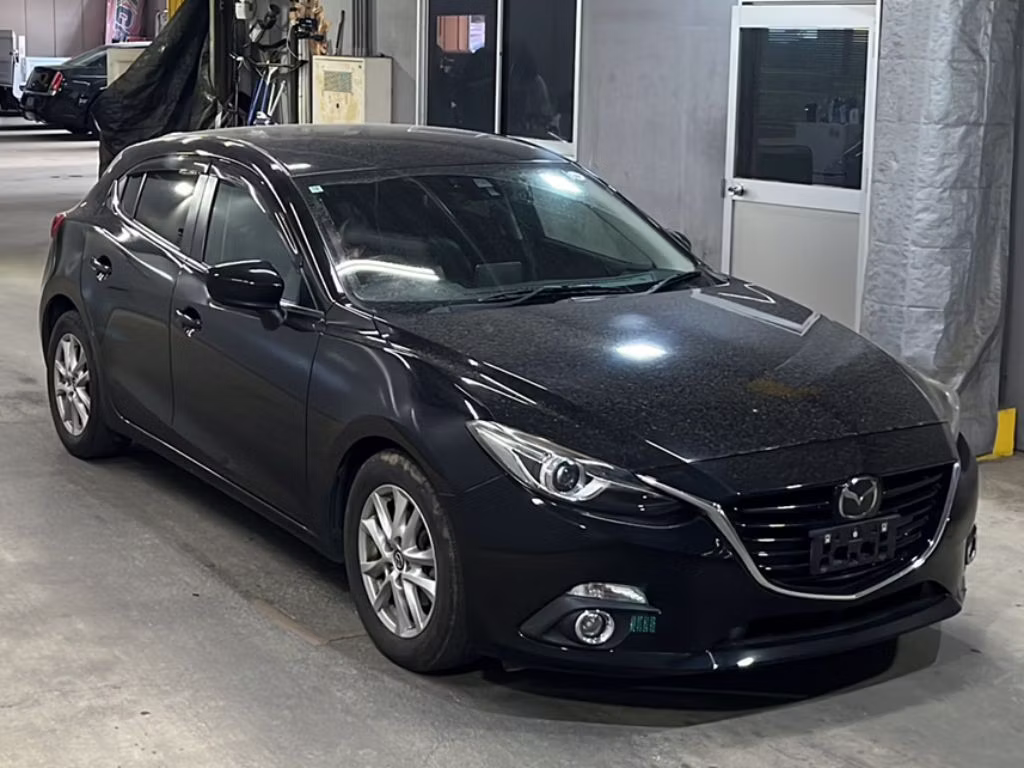 MAZDA AXELA