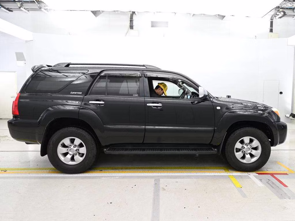 TOYOTA HILUX SURF