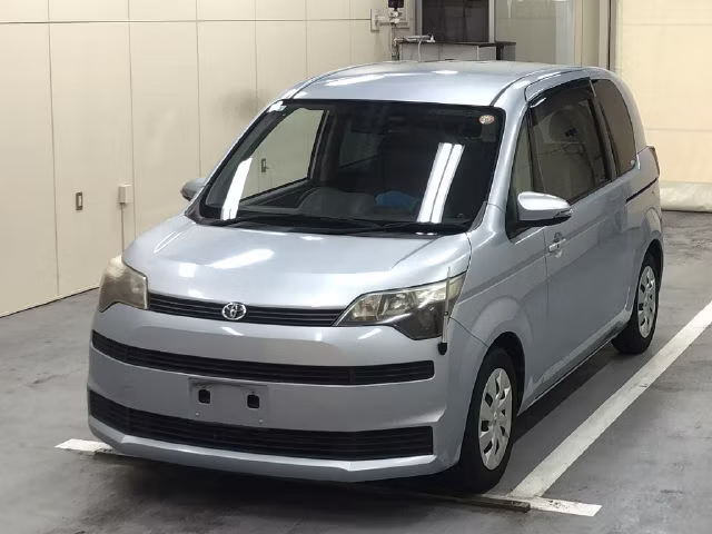 TOYOTA SPADE