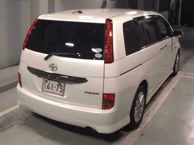 TOYOTA ISIS