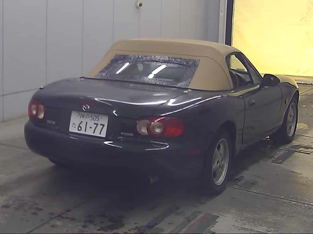 MAZDA ROADSTER