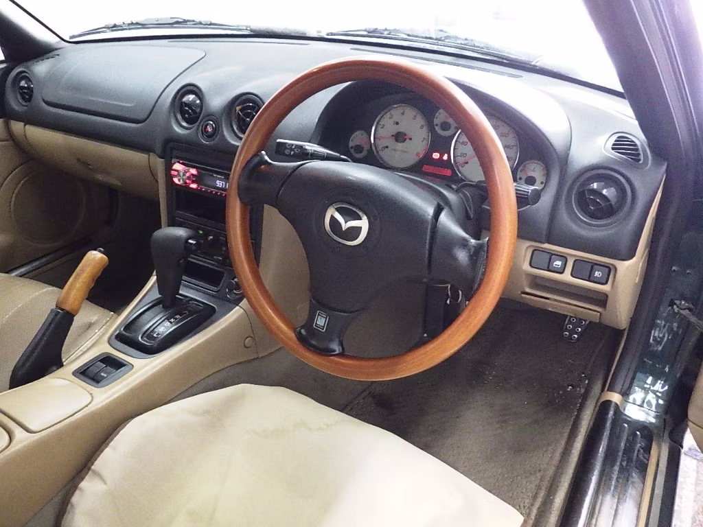 MAZDA ROADSTER