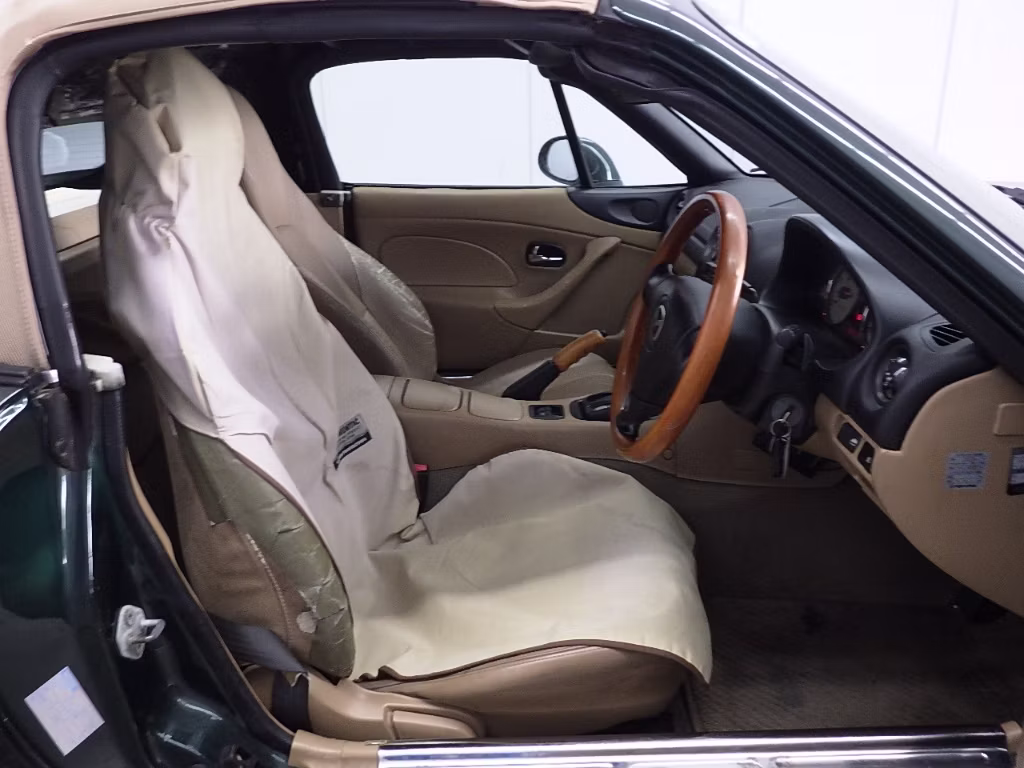 MAZDA ROADSTER