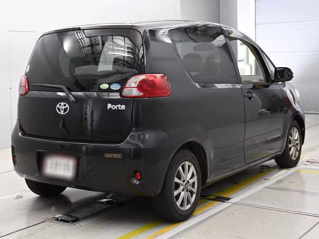 TOYOTA PORTE