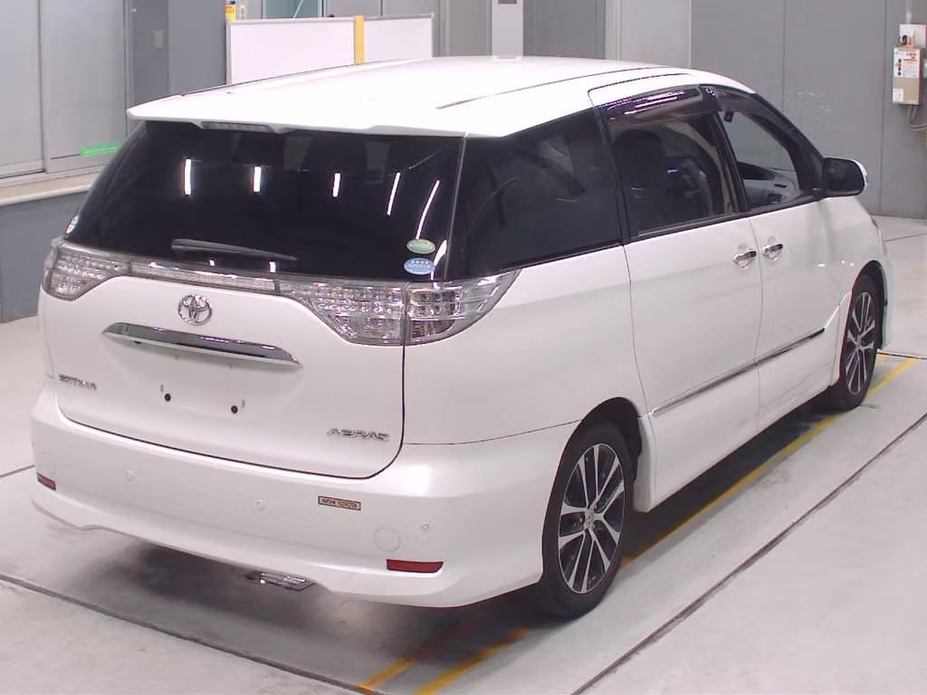 TOYOTA ESTIMA