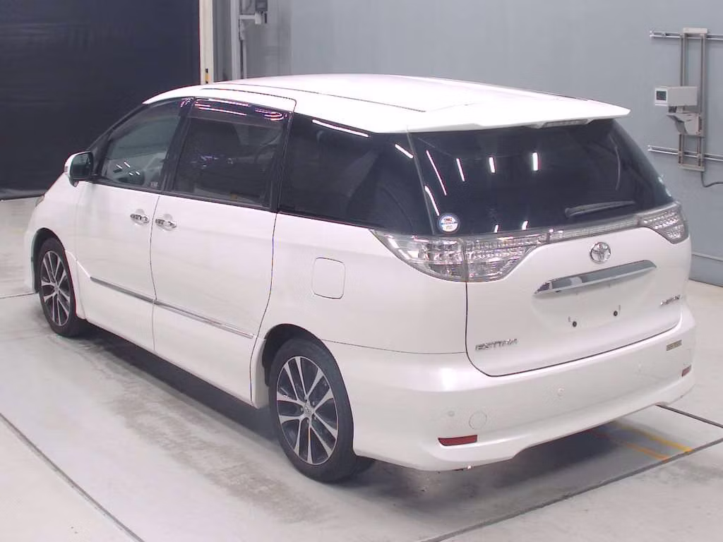 TOYOTA ESTIMA
