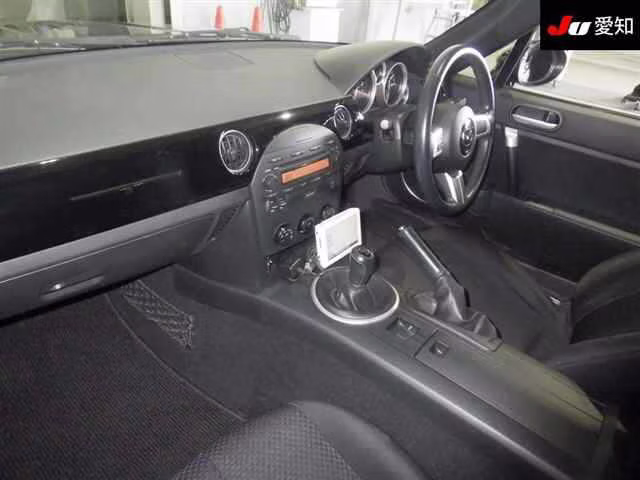 MAZDA ROADSTER