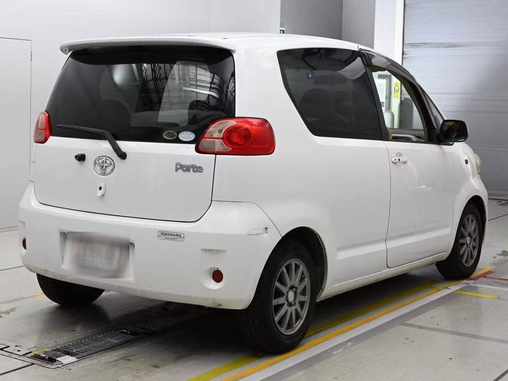 TOYOTA PORTE