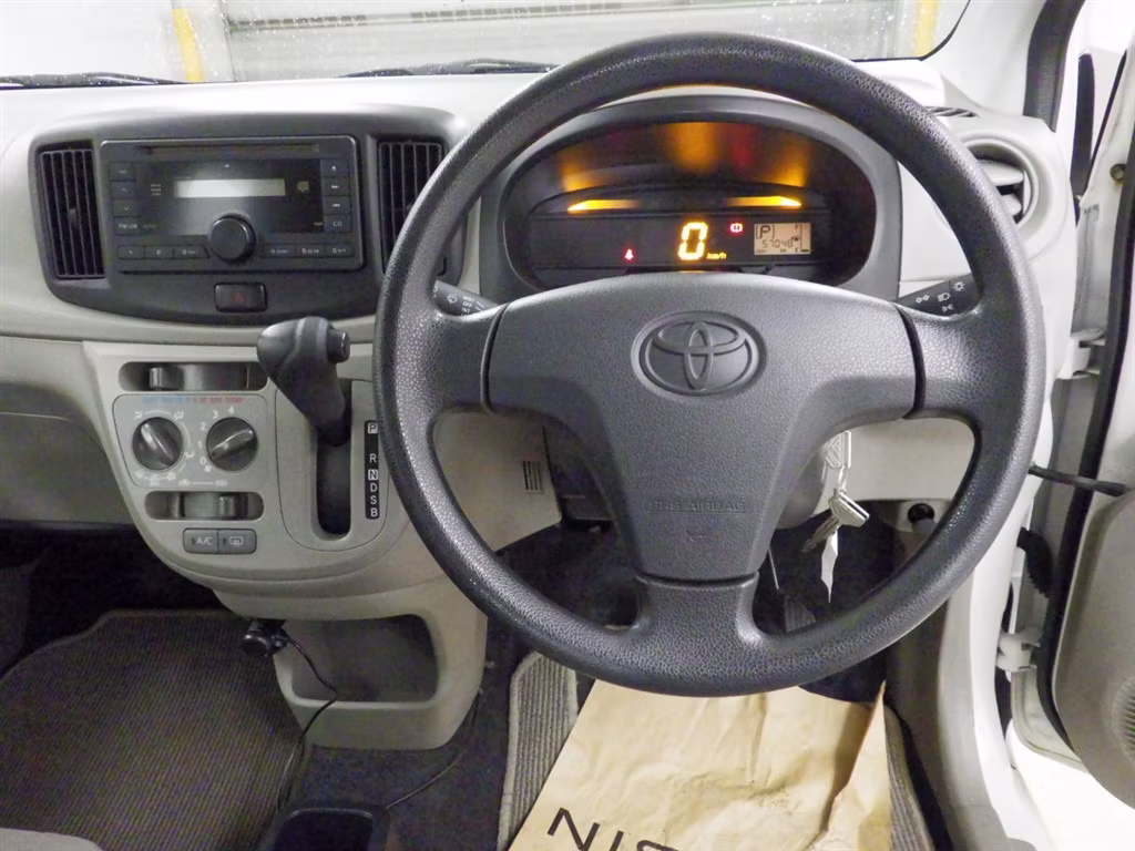 TOYOTA PIXIS EPOCH