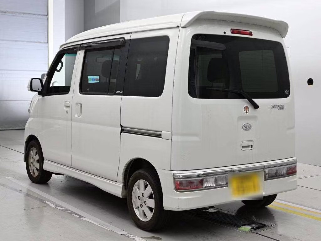 DAIHATSU ATRAI
