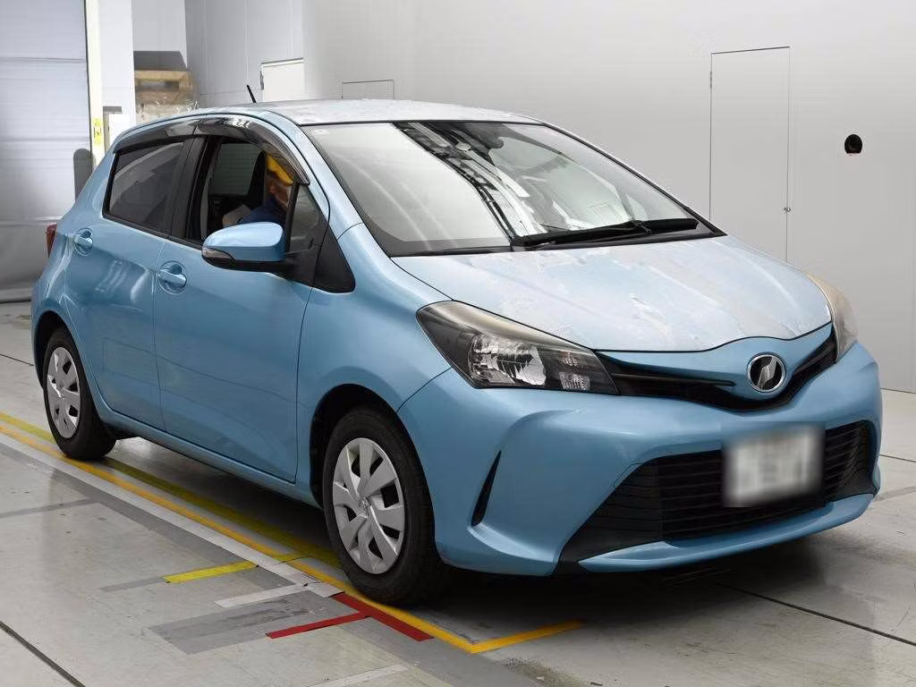TOYOTA VITZ