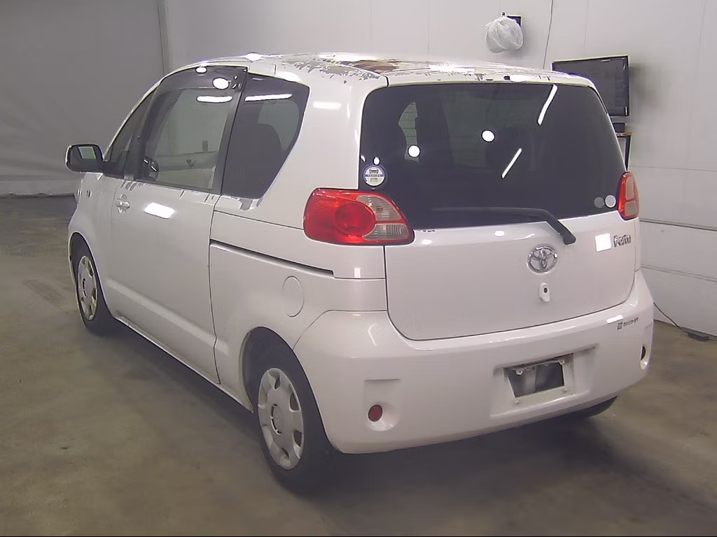 TOYOTA PORTE