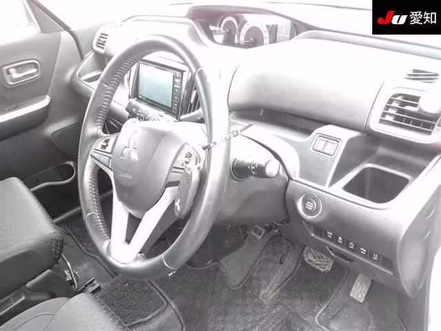 MITSUBISHI DELICA D:2