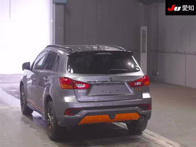 MITSUBISHI RVR