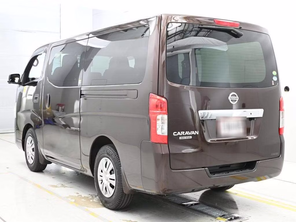 NISSAN NV350 CARAVAN