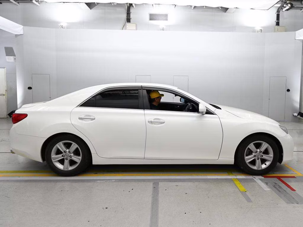 TOYOTA MARK X