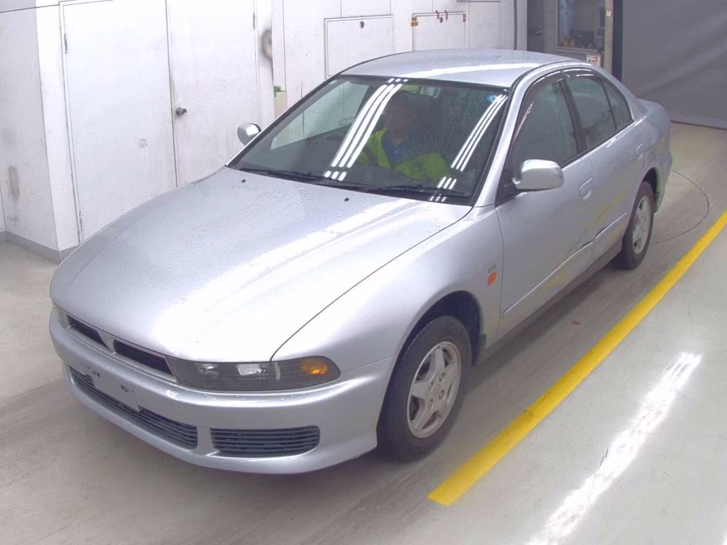 MITSUBISHI GALANT