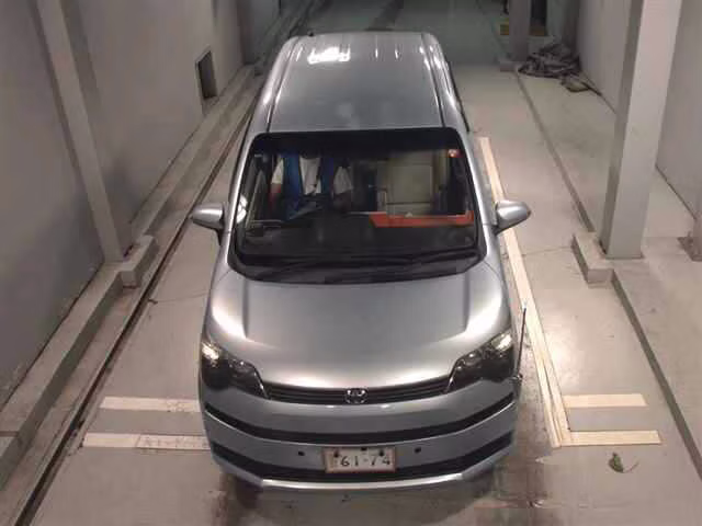TOYOTA SPADE
