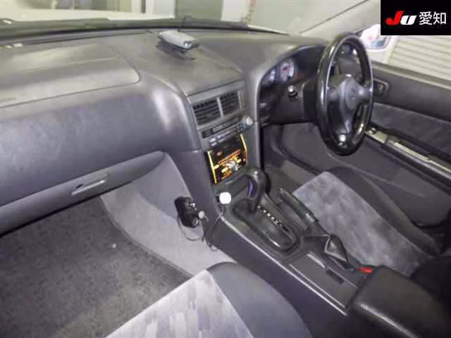 NISSAN SKYLINE