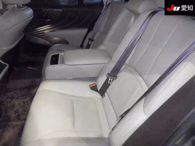 LEXUS LS500