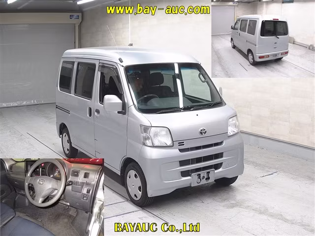 TOYOTA PIXIS VAN