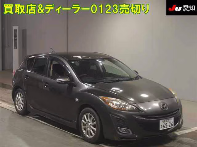 MAZDA AXELA