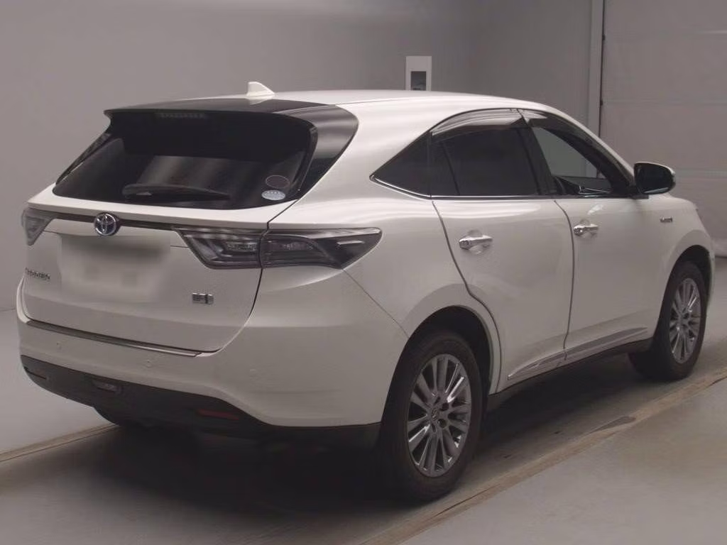 TOYOTA HARRIER