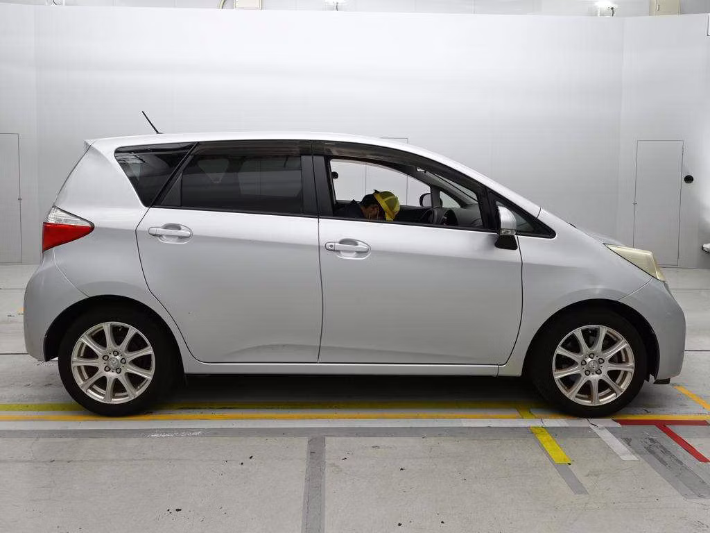 TOYOTA RACTIS