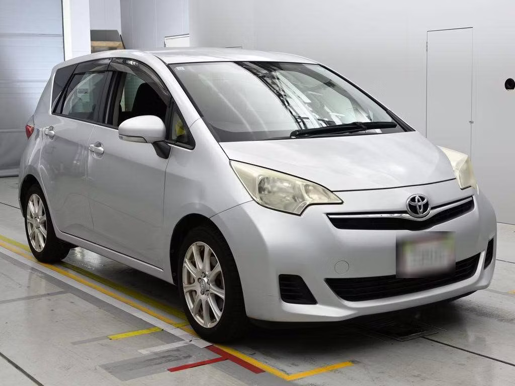 TOYOTA RACTIS