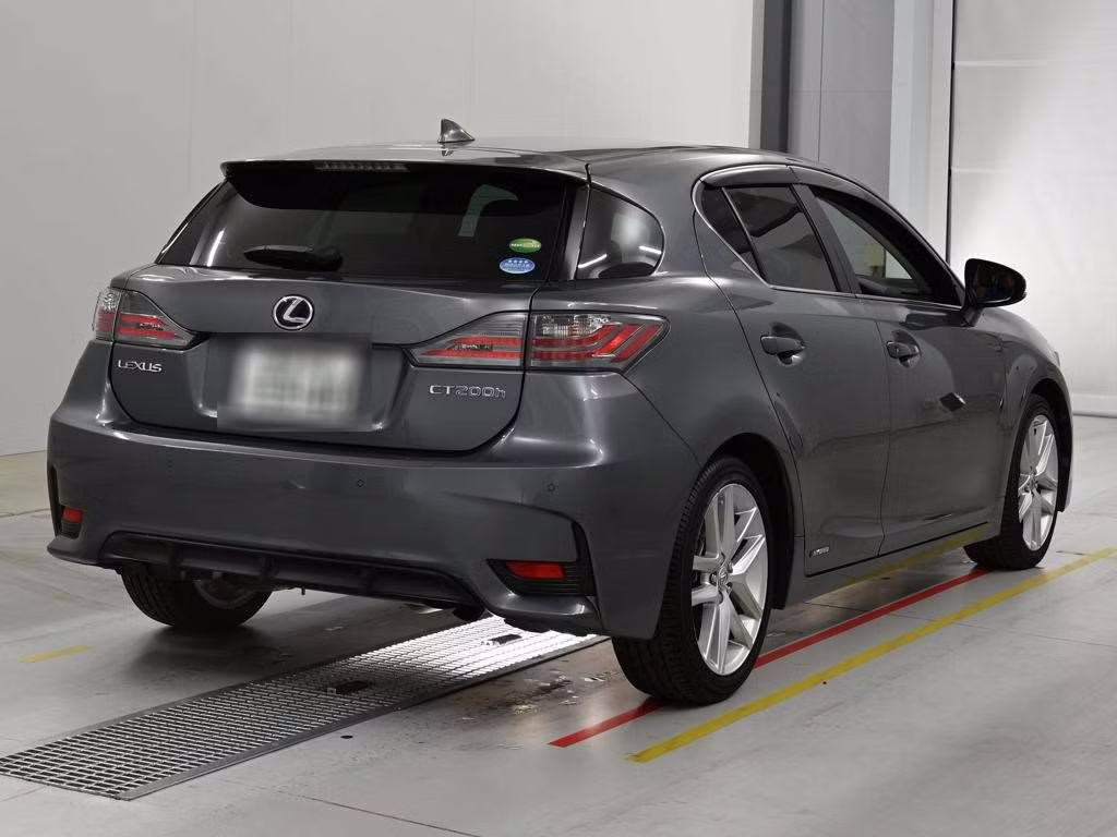 LEXUS CT200H