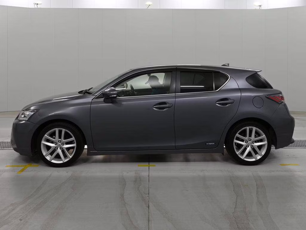 LEXUS CT200H